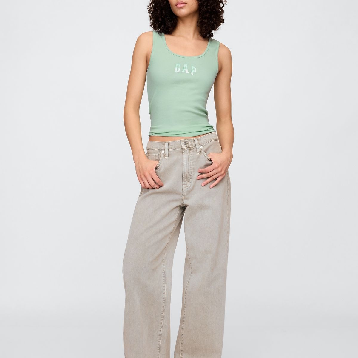 GAP - Polera Mujer Gap Logo Rib V25 Sin Manga Verde