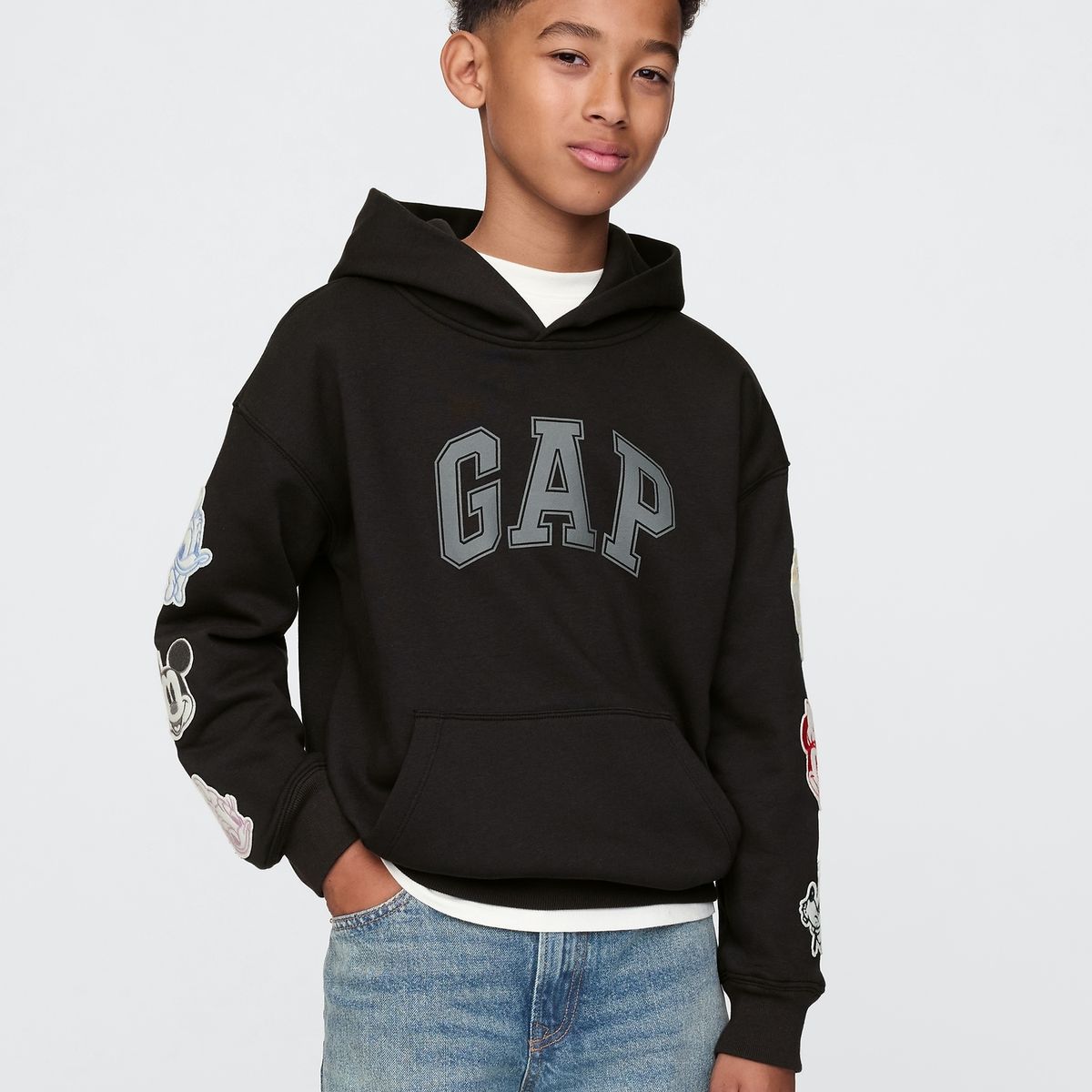 GAP - Polerón Niño Logo Disney Sin Cierre Negro Gap