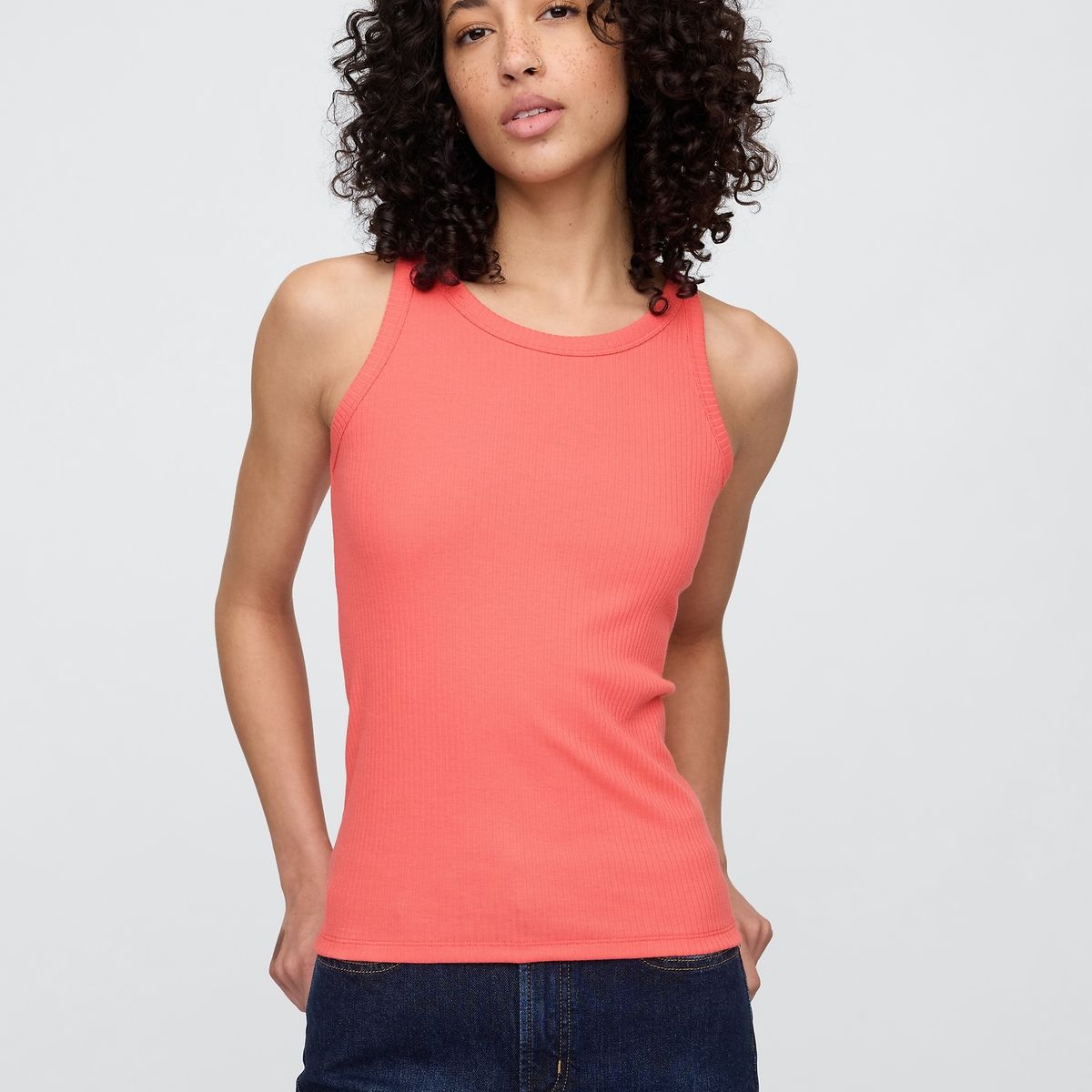 GAP - Polera Mujer Gap High Neck V25 Sin Manga Rosado