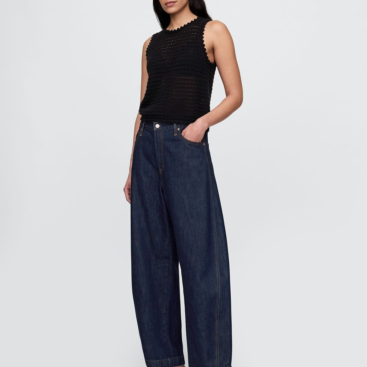 GAP - Polera Mujer Crochet Sin Manga Negro Gap