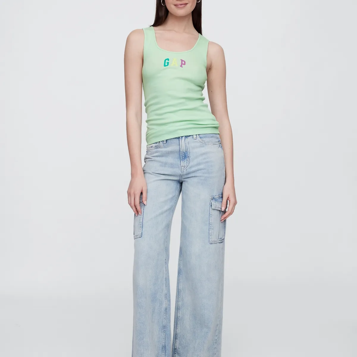GAP - Polera Mujer Logo Rib V25 2 Sin Manga Verde Gap