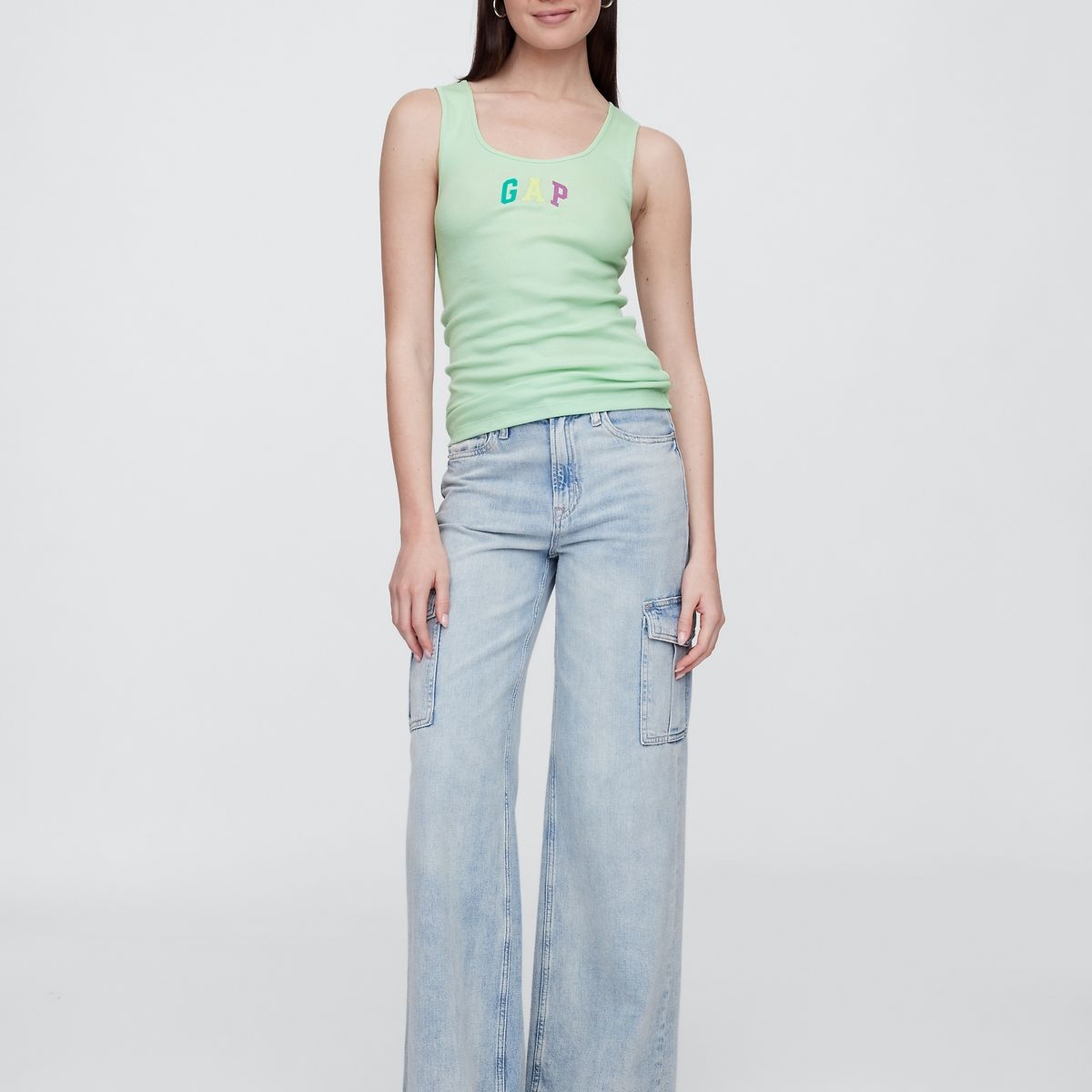 GAP - Polera Mujer Logo Rib V25 2 Sin Manga Verde Gap