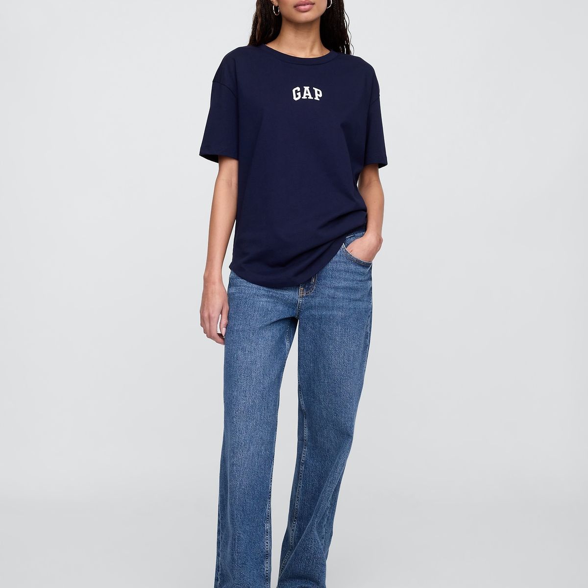 GAP - Polera Mujer Logo Oversized Manga Corta Azul Marino Gap