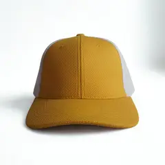 TRIPLE PLAY - Gorra Jockey Triple Malla Rustica Amarillo Mostaza