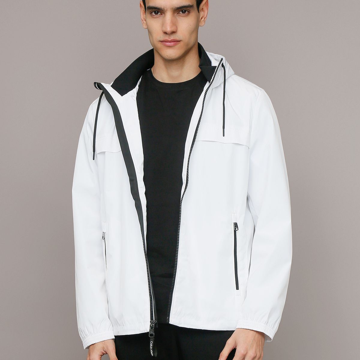 CALVIN KLEIN - Chaqueta Ligera con Gorro Blanco Calvin Klein