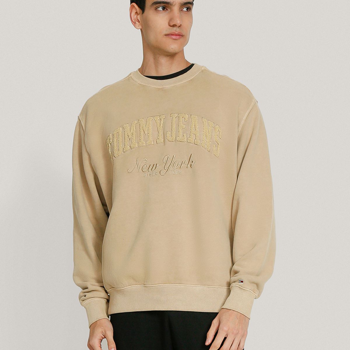 TOMMY HILFIGER - Polerón Relaxed Con Efecto Lavado Beige Tommy Jeans