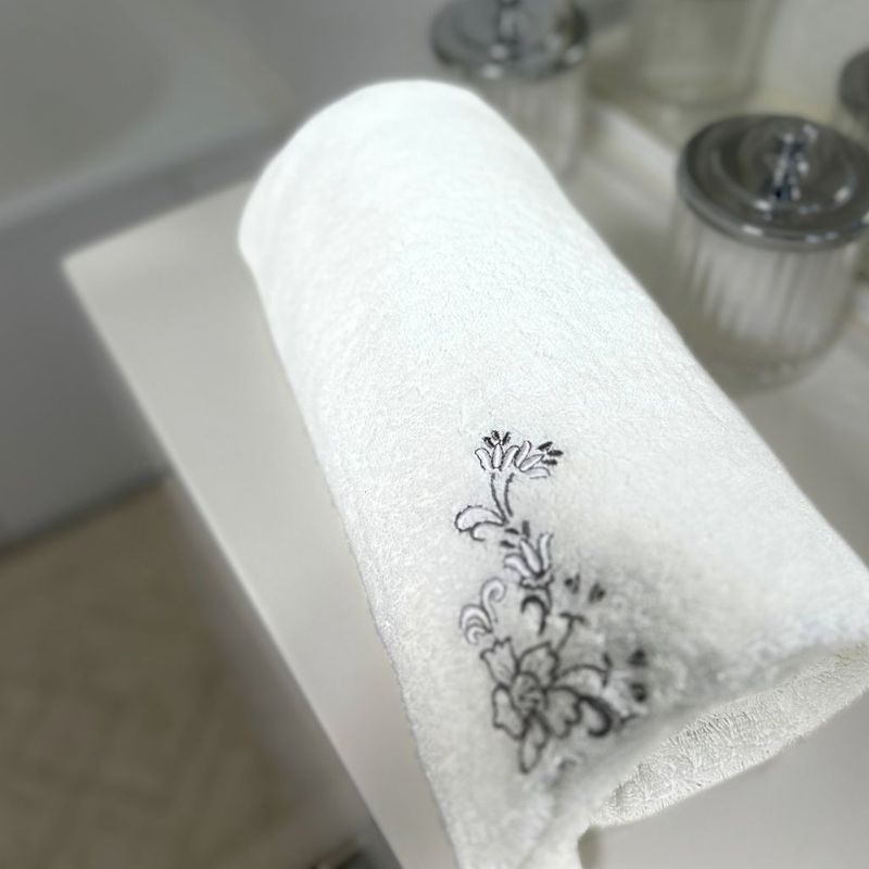 BOHEMIK - TOALLAS ROYAL TOUCH GRAY 3 unidades de Tamaño BAÑO