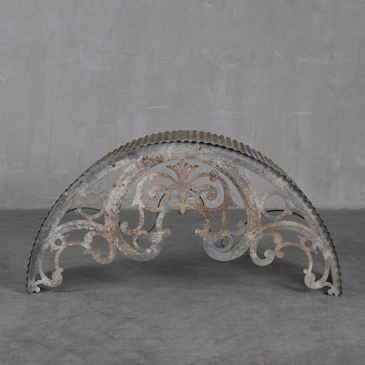 DECOMUEBLES - Arco de Fierro La Portada