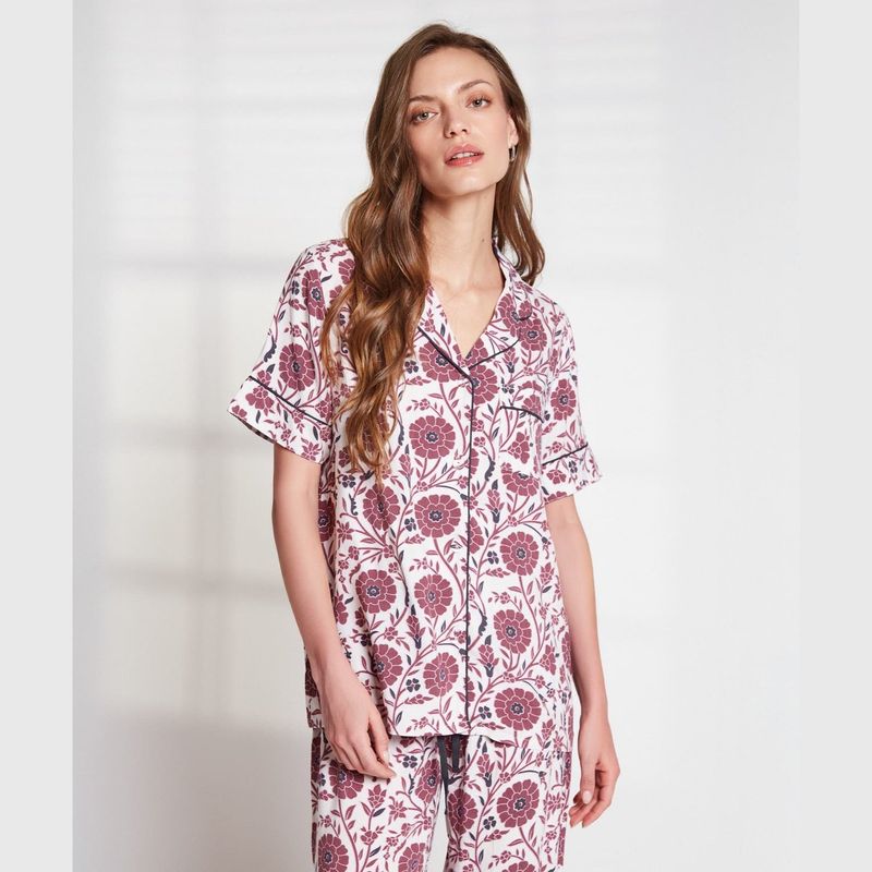 LOUNGE - Pijama Dreamy Mujer Flores y Hojas