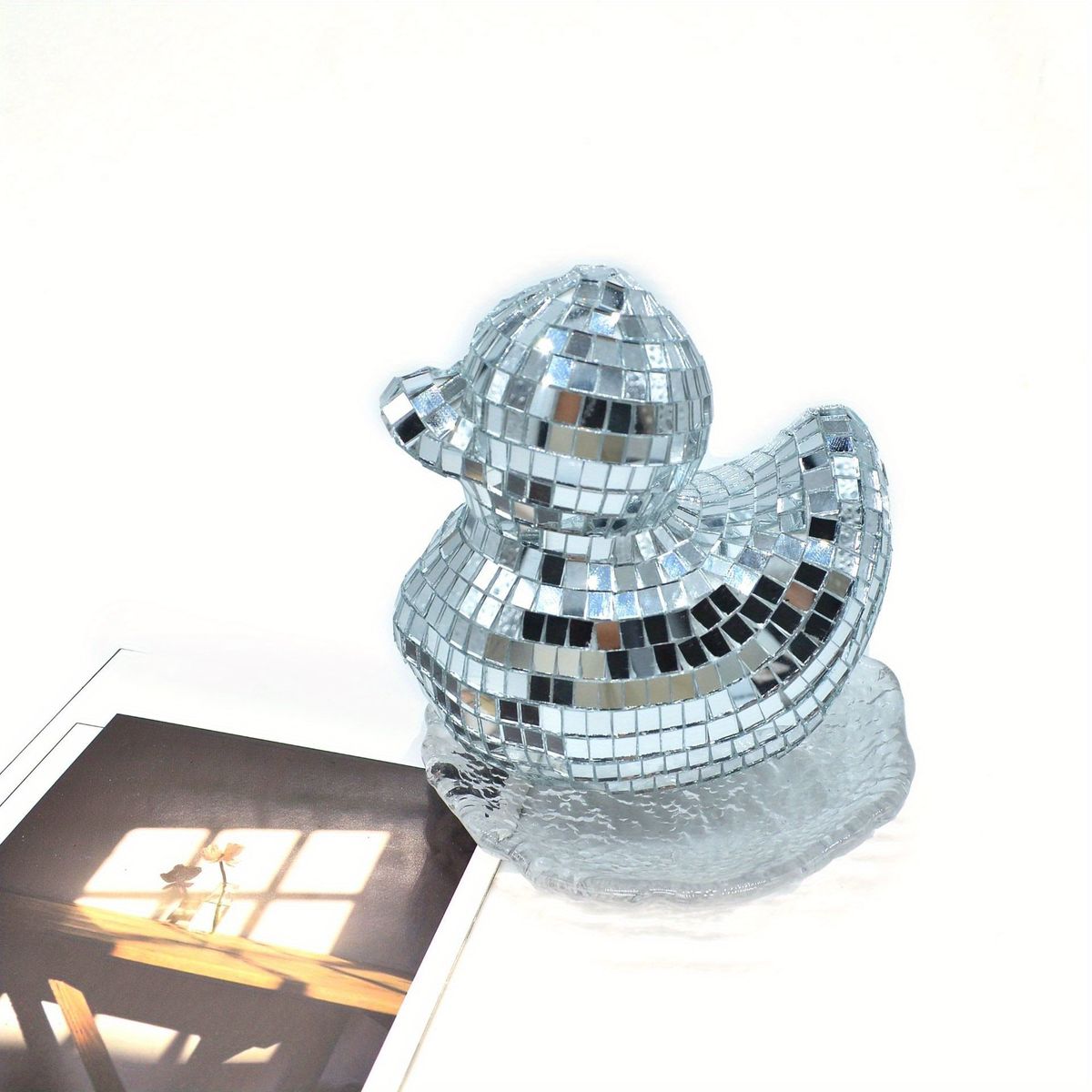 Decoración de bola de discoteca con forma de pato amarillo brillante, marca VATYERTY - Foto 2