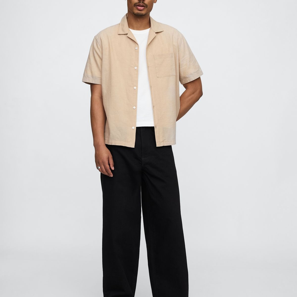 GAP - Camisa Hombre Lino Manga Corta Beige Gap