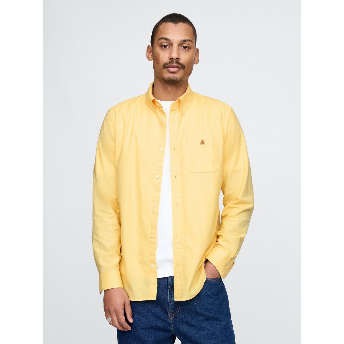 GAP - Camisa Hombre Oxford Brannan Manga Larga Amarillo Gap