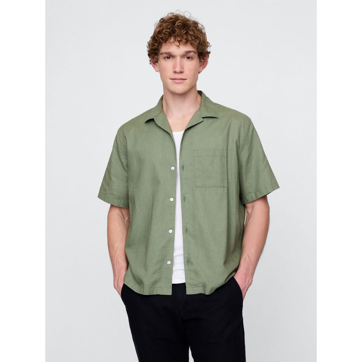 GAP - Camisa Hombre Lino Manga Corta Verde Gap