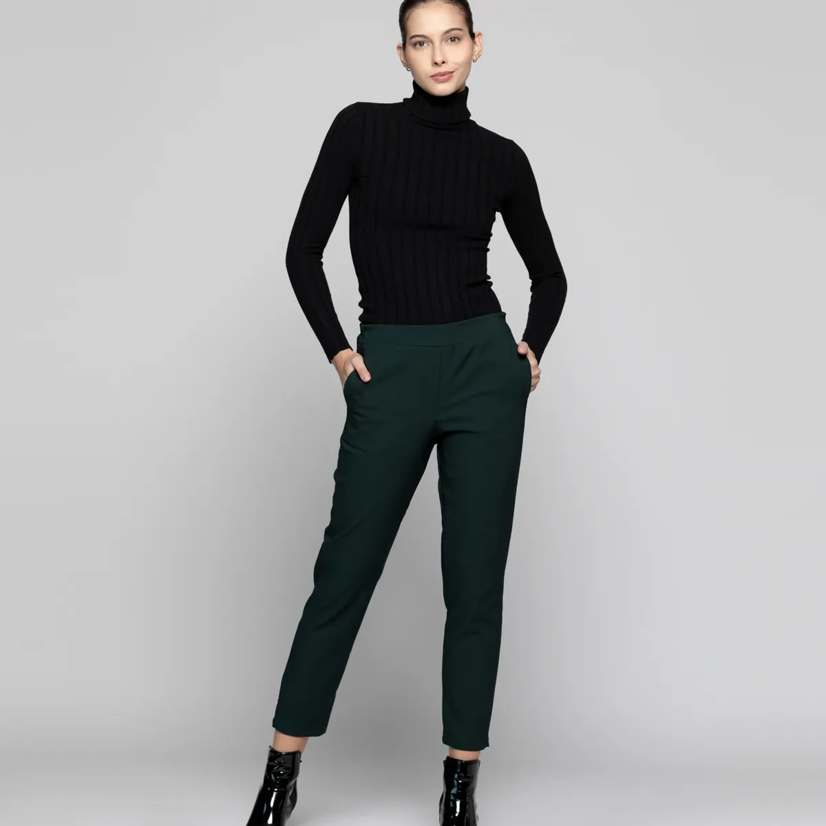 LINEATRE - Pantalón Mujer  Svetlana Verde Lineatre