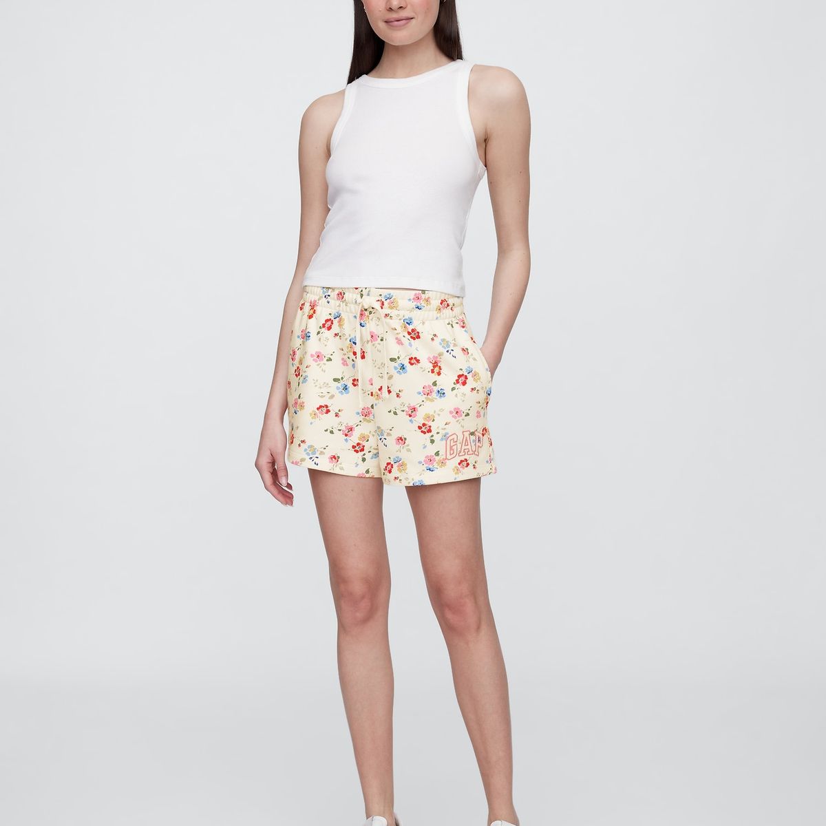 GAP - Short Mujer Logo Heritage Rojo Gap