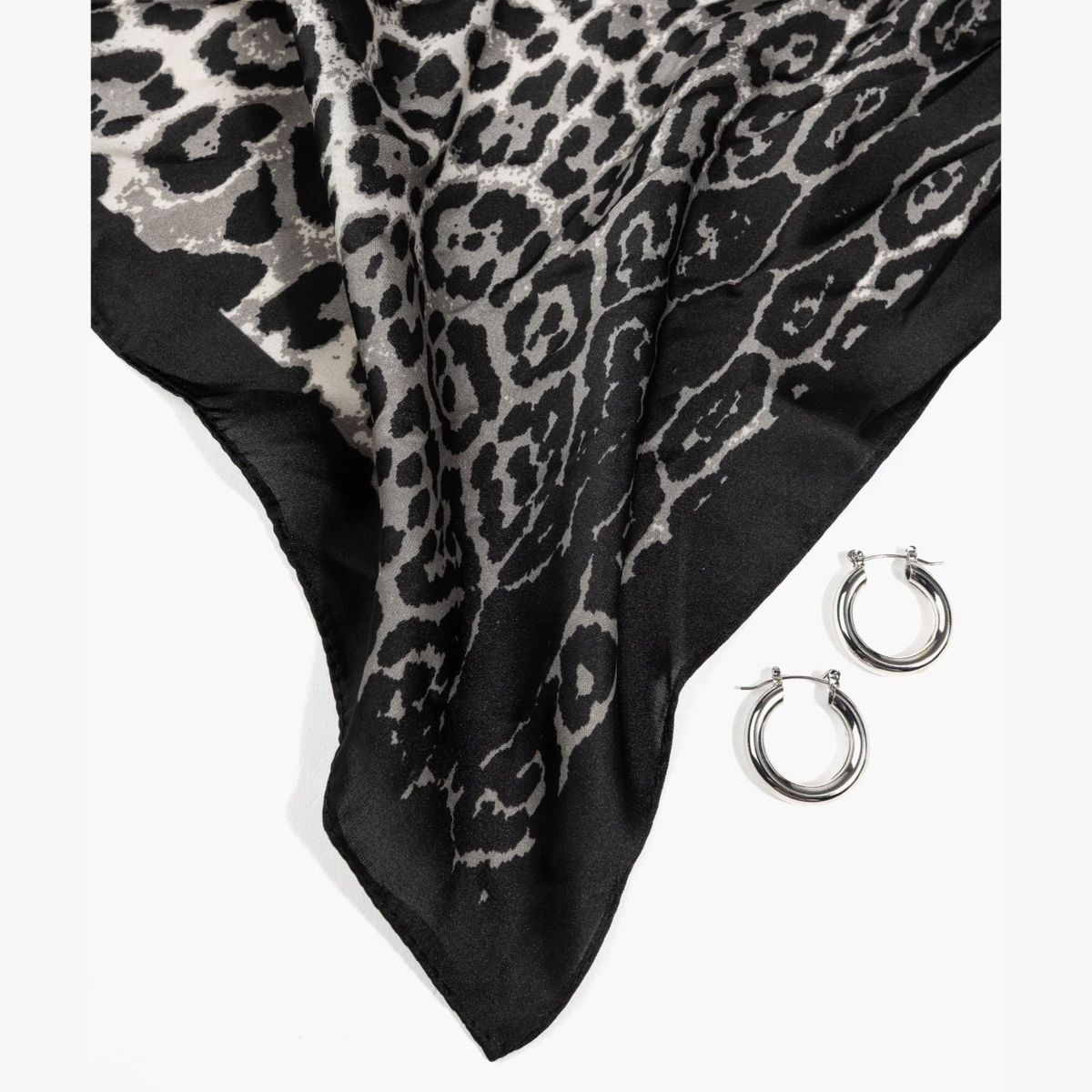 LOUNGE - Set Pañuelo Y Aros Mujer Diseño Animal Print