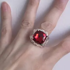 GENERICO - Anillo Plata 950 Cristal Austríaco Rojo Grande Rústico Pieza Única