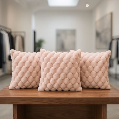 Imagen 2 del producto Pack 3 cubre cojines rosa burbuja 45x45 moderno 651