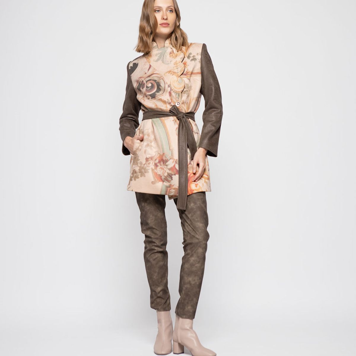 LUDOVICA - Abrigo Mujer Azucena Camel Ludovica