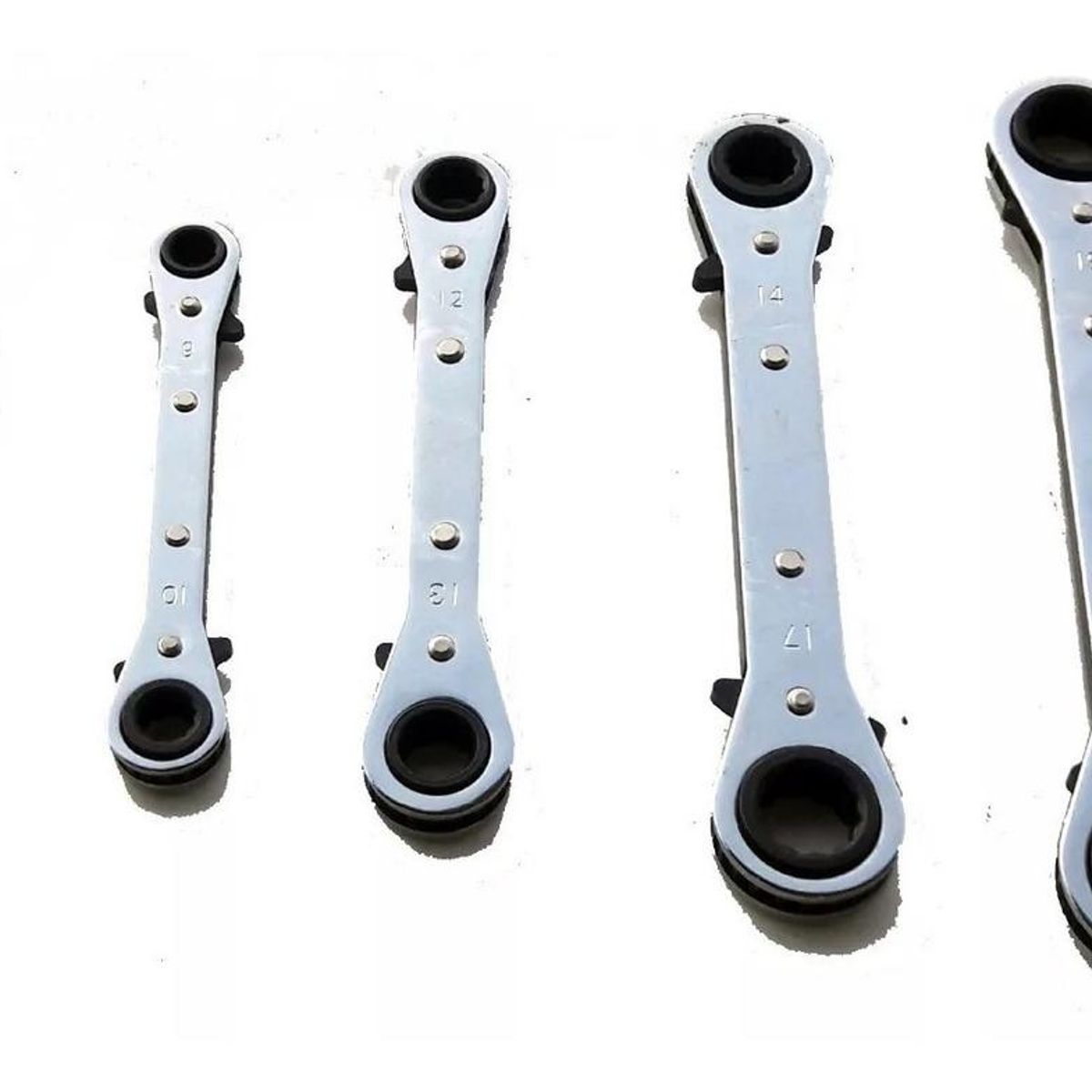 GENERICO - Juego de Llaves Chicharras con Organizador Práctico