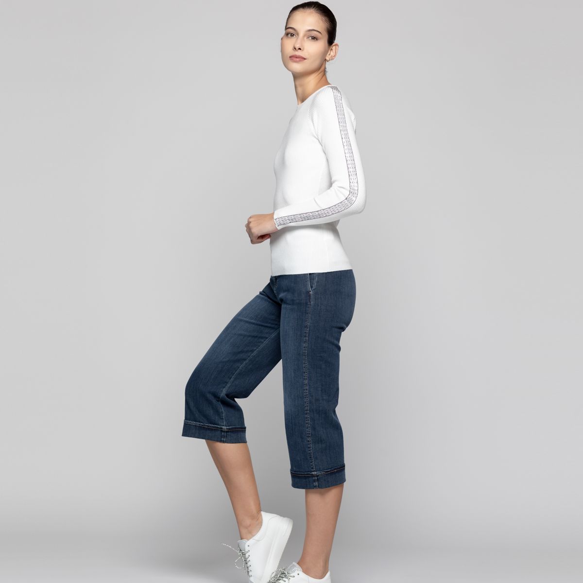 LINEATRE - Sweater Mujer Anahí cuello redondo Blanco Lineatre