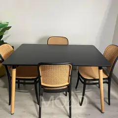 GENERICO - Comedor Lombardía Eames rectangular 4P - Negro