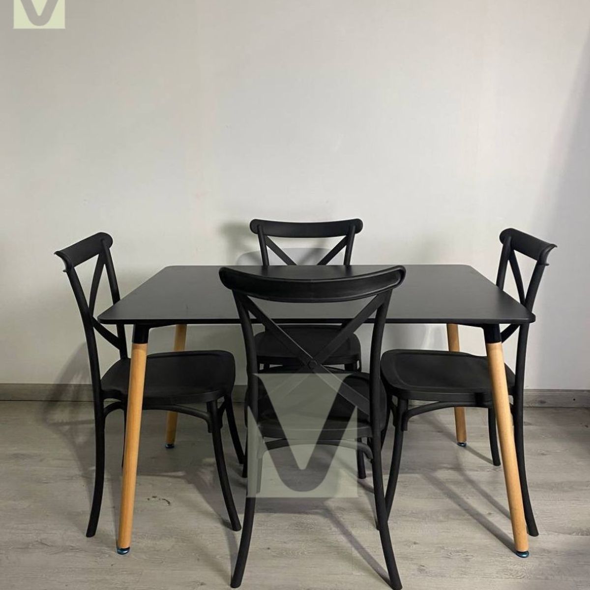 GENERICO - Comedor Danubio Eames Rectangular - Negro