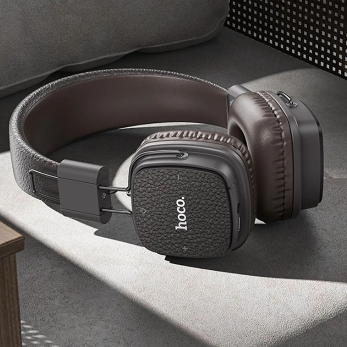 HOCO - Audifono inalambrico Hoco W56 28hrs Play Time cafe