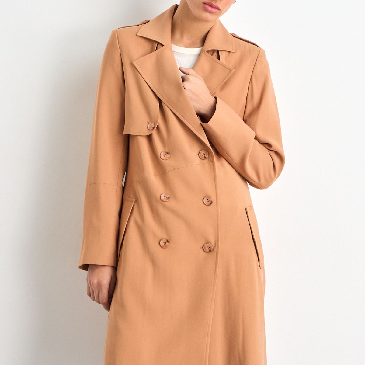 IO - Trench Mujer Café IO