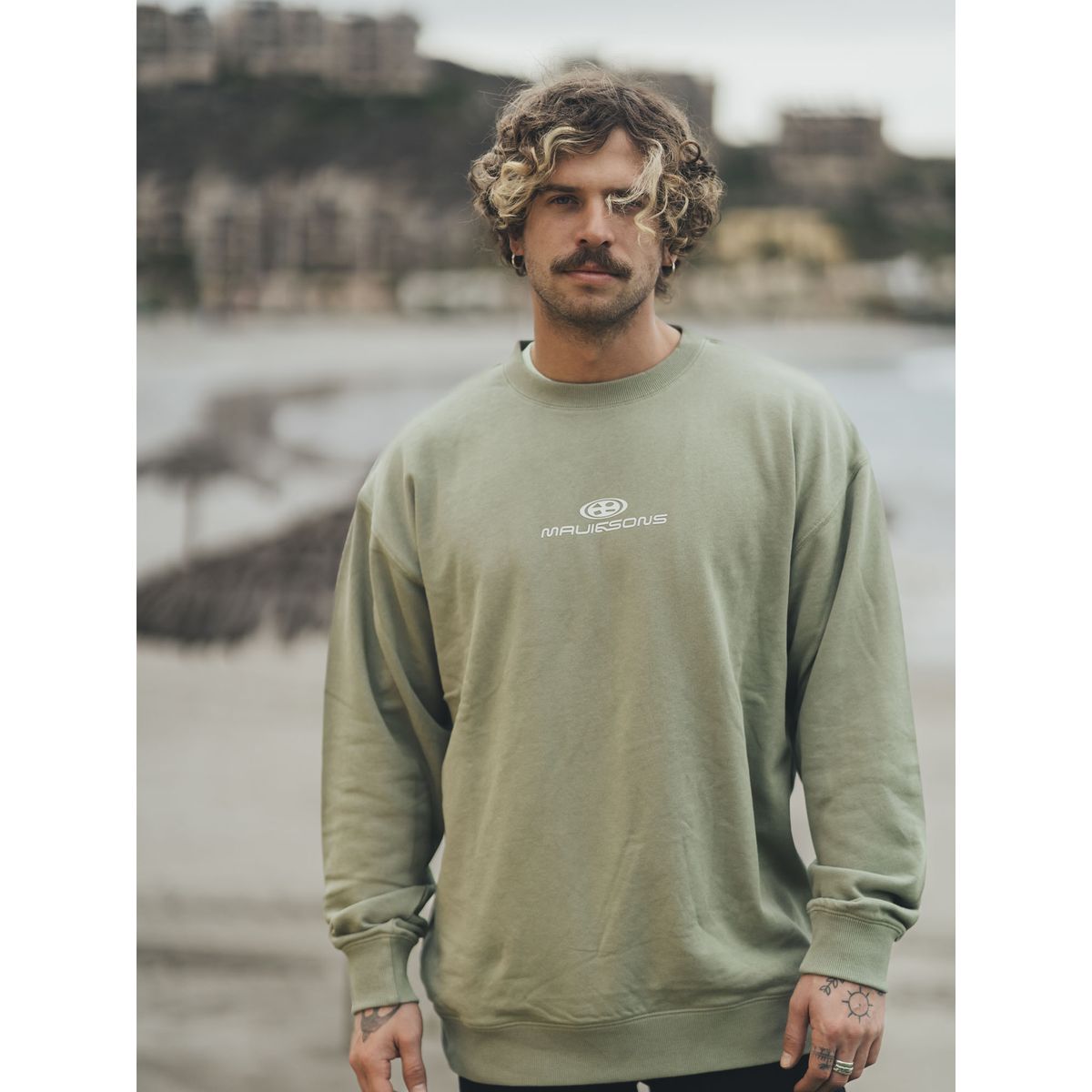 MAUI AND SONS - Poleron CR Flowtica Verde Hombre Maui And Sons - Verde