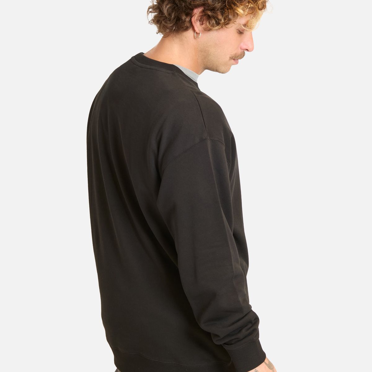 MAUI AND SONS - Poleron CR Flowtica Negro Hombre Maui And Sons - Negro