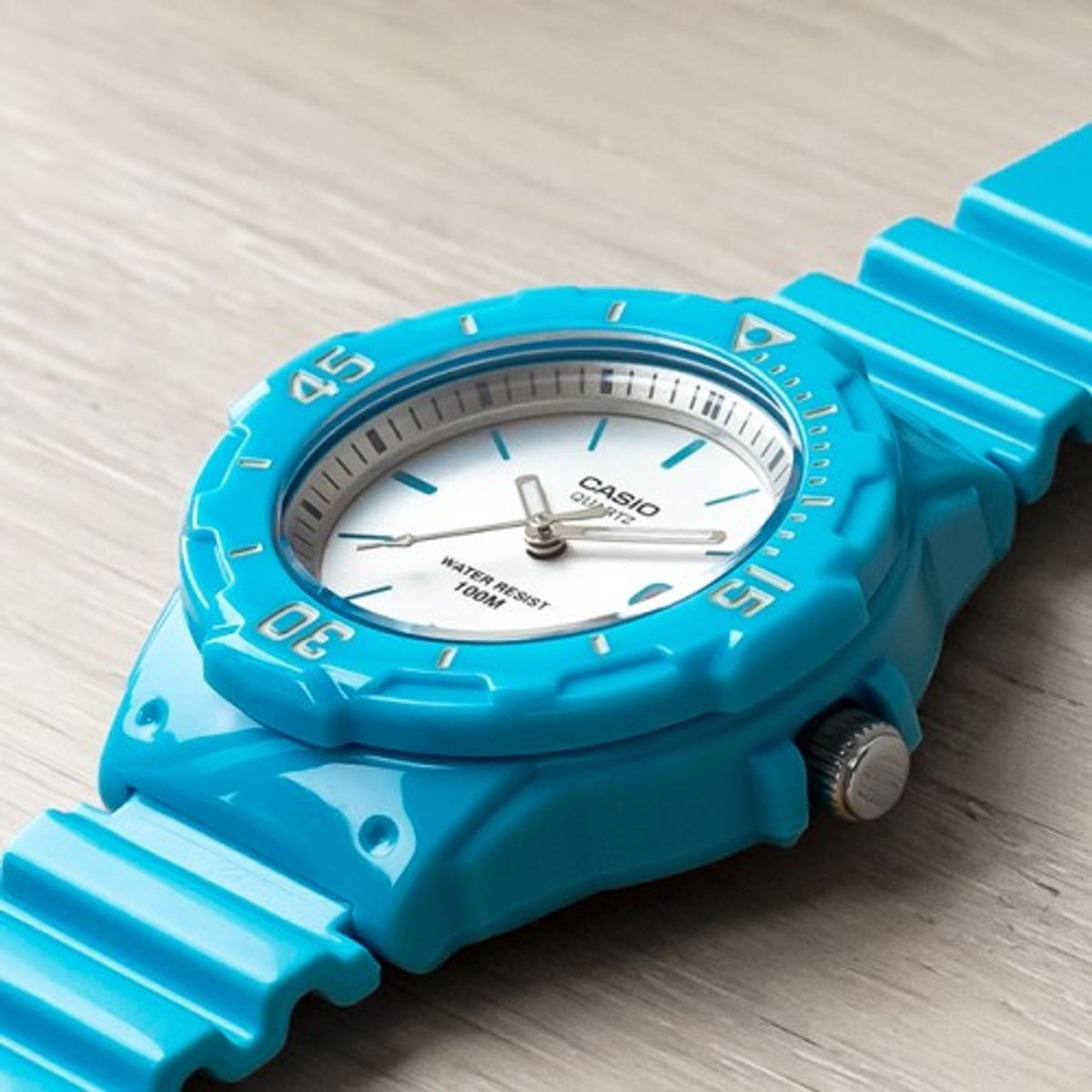 CASIO - RELOJ CASIO LRW200H-2E3 MUJER ANALOGO SUMERGIBLE