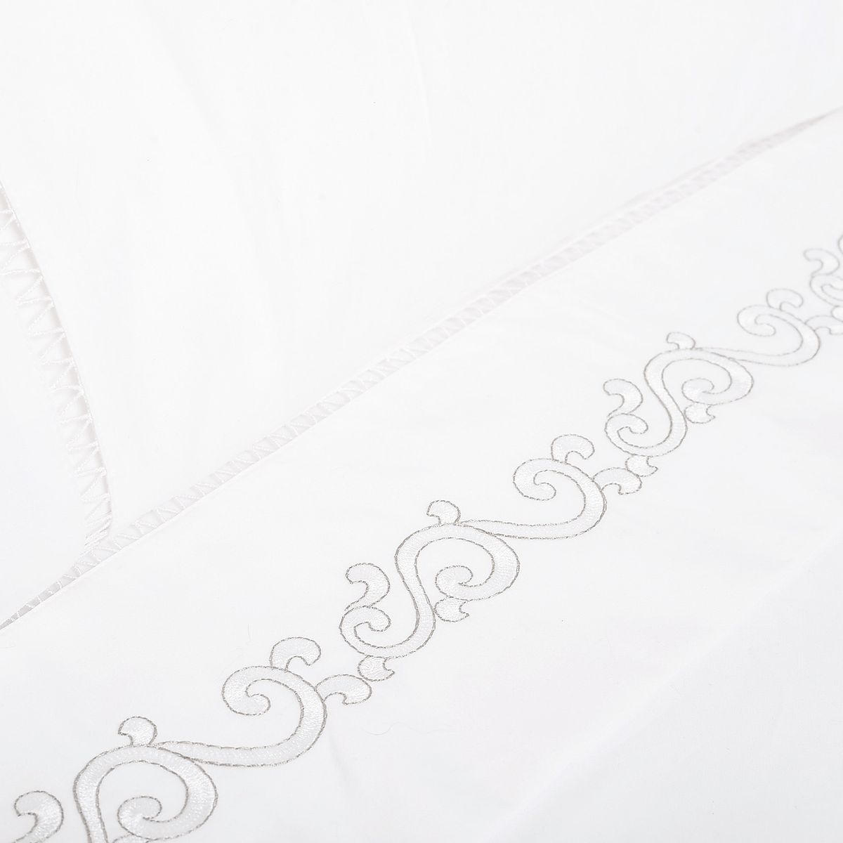 NINA HERRERA - Sábana Bordada Annecy Blanco 1000 Hilos King