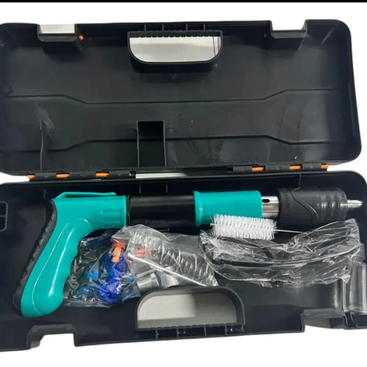 GENERICO - Pistola De Clavos Para Pared Y Metal + 100 Clavos