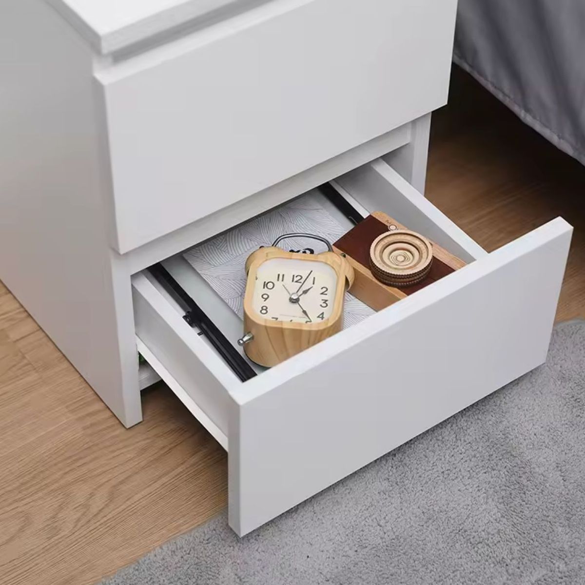 HABITA2 CHILE - Cajonera White - Mesa de Noche Negra 48x40x30