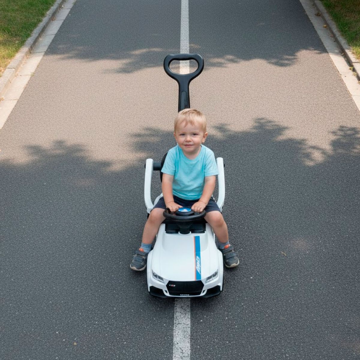 MUNDO ONLINE - Auto Correpasillo Con Mango Y Sonido