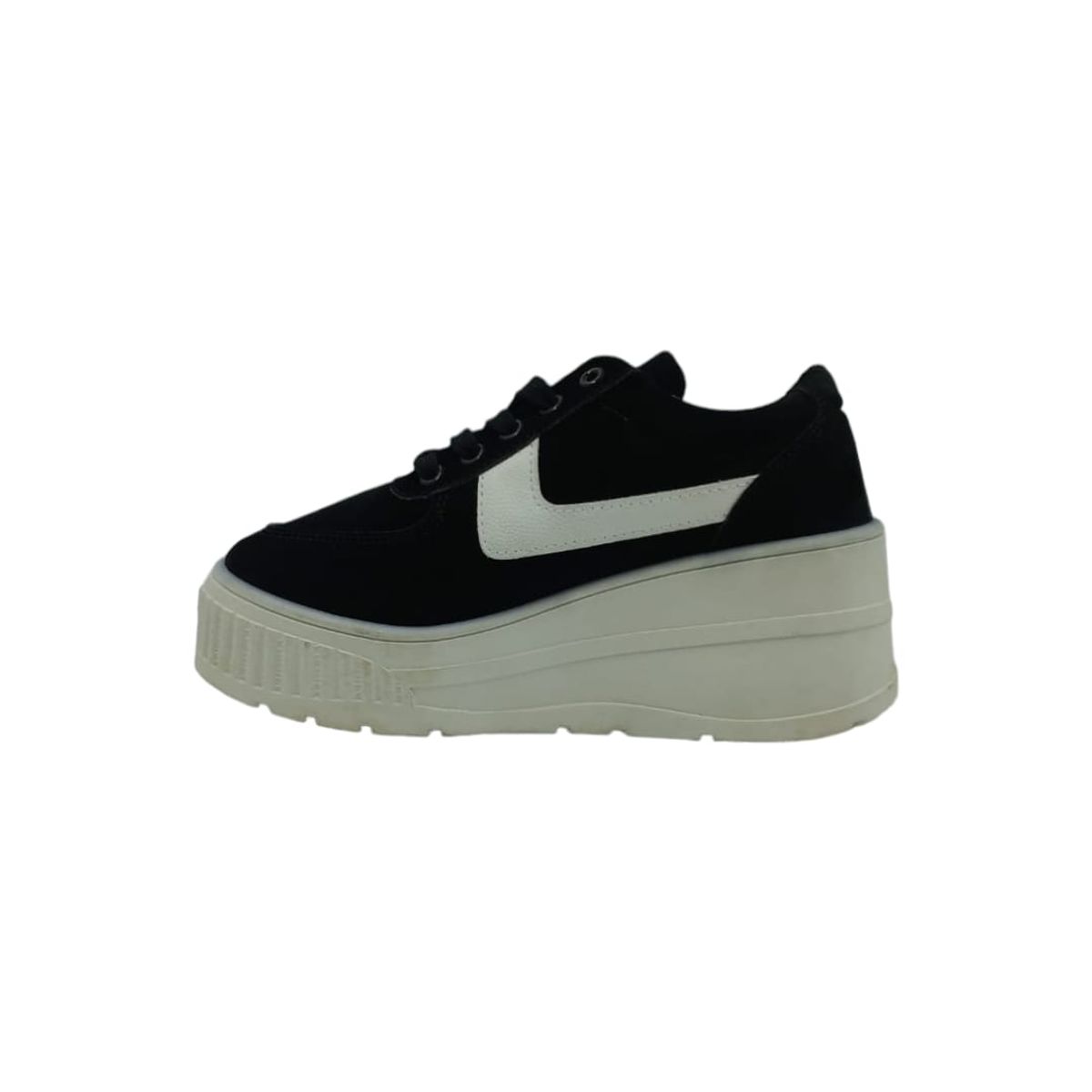 HERIEL - Zapatilla Negra Plataforma Mujer