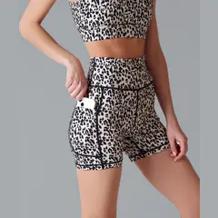 LOUNGE - Short Deportivo Mujer Animal Print Active
