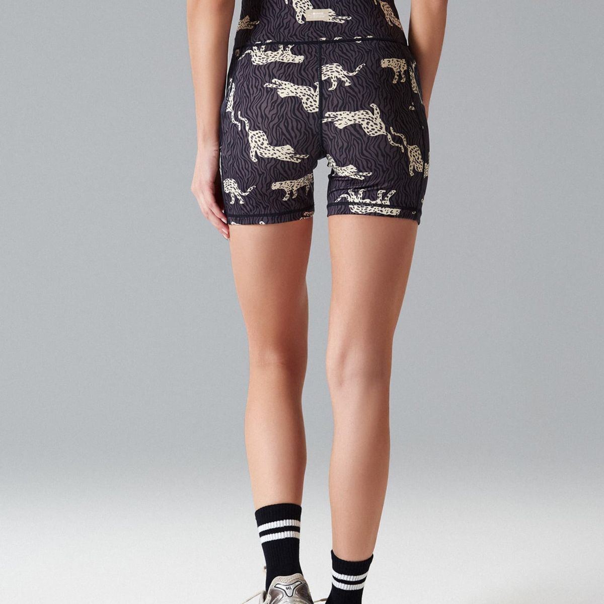 LOUNGE - Short Deportivo Tigres Active LOUNGE