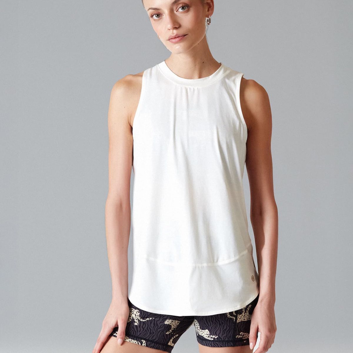 LOUNGE - Polera Deportiva Mujer Lisa Active