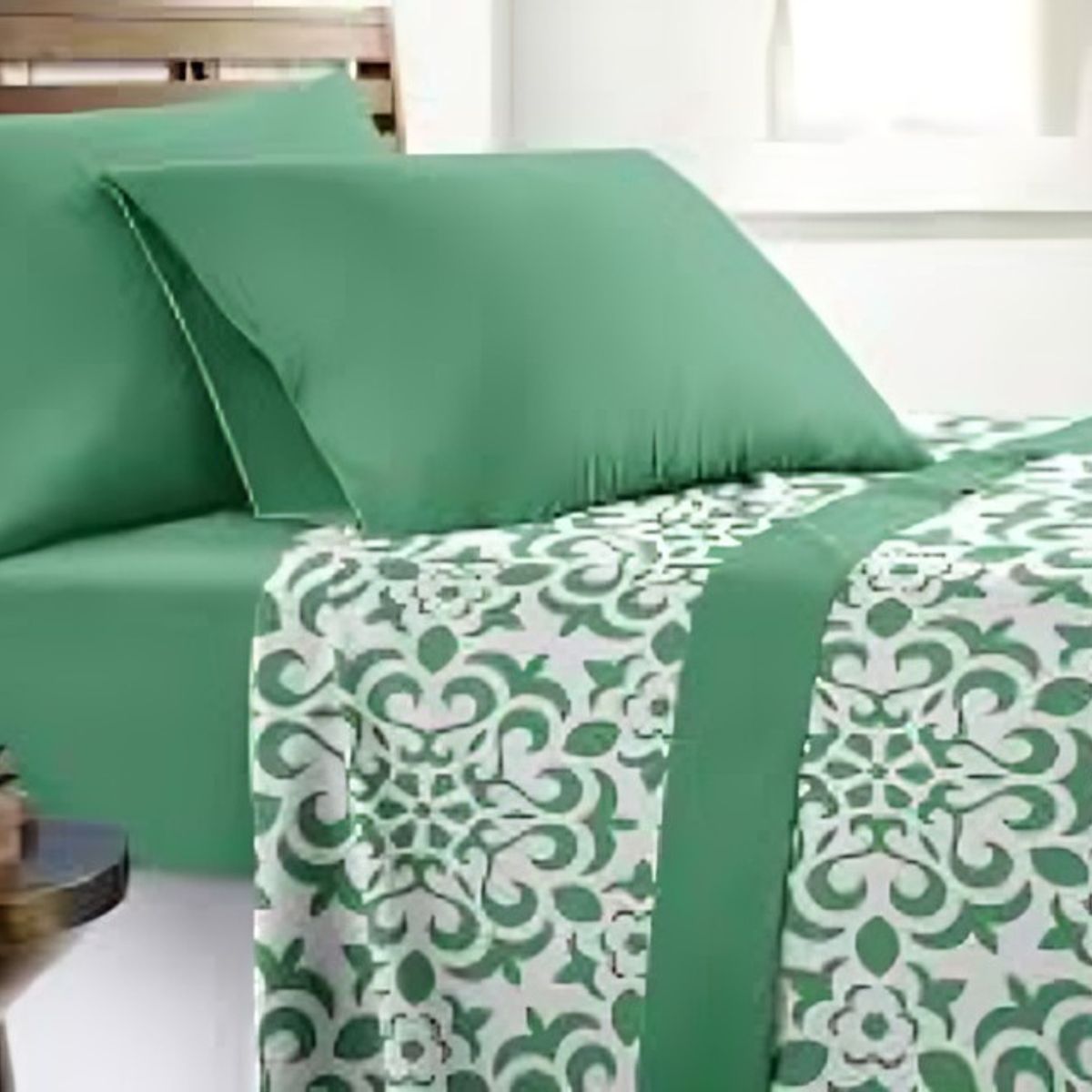 DORAL - Sábanas Aterciopelada Composé Círculos Blanco y Verde