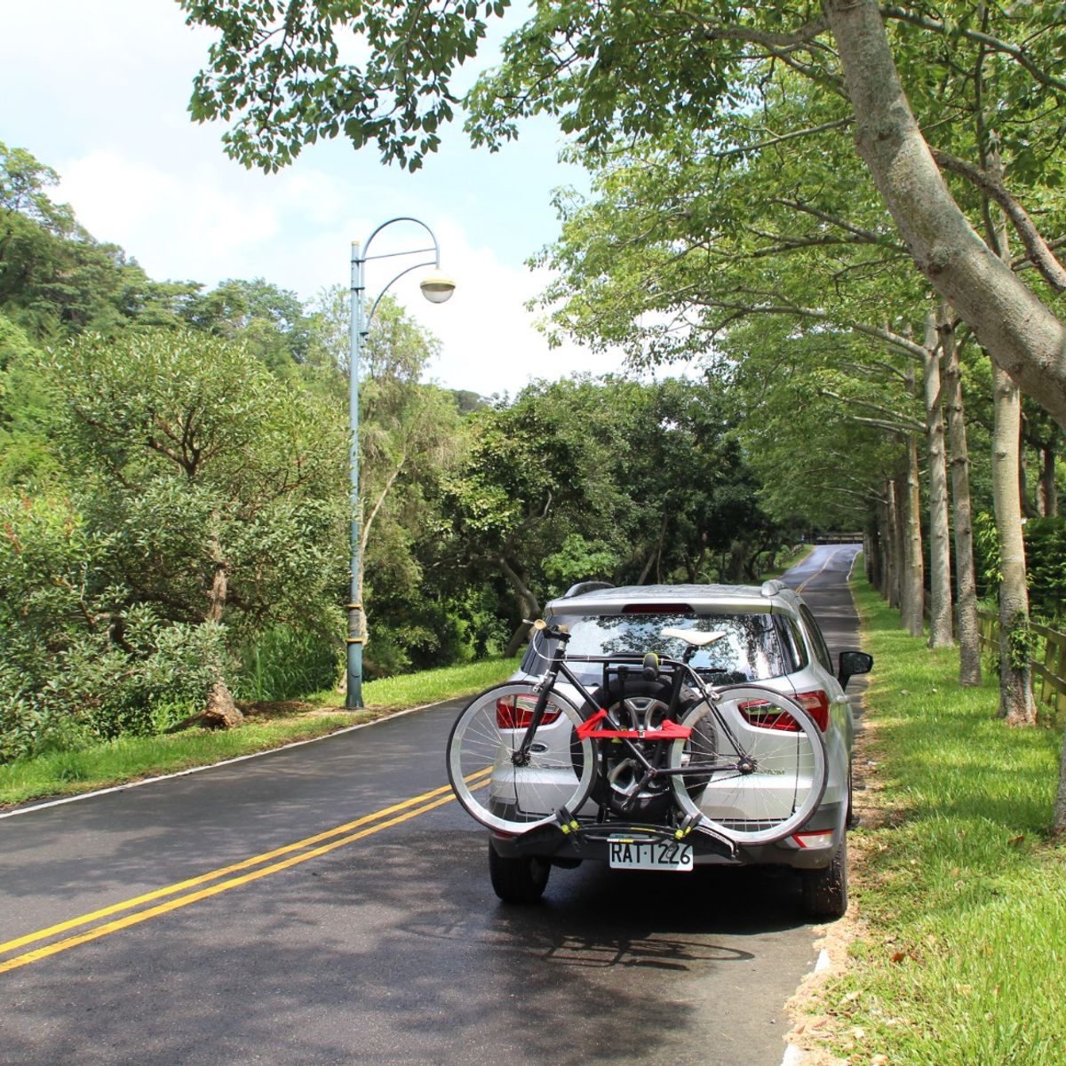 BUZZRACK - Porta Bicicletas Buzzrack Para Rueda Repuesto