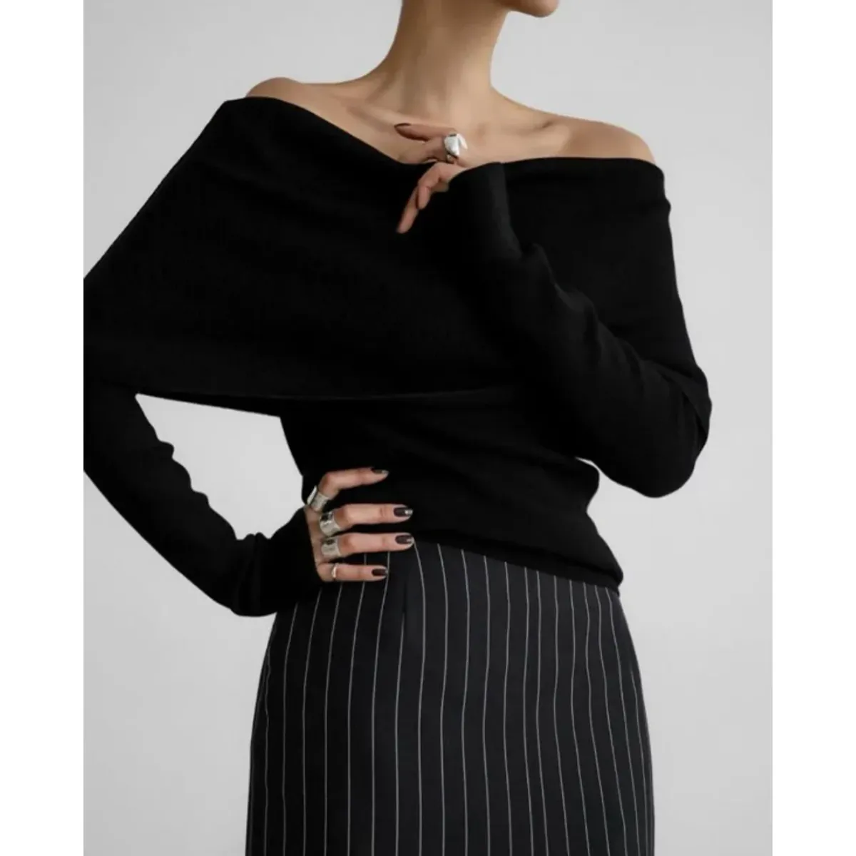 VELVET - Sweater Arlente Negro  Mujer