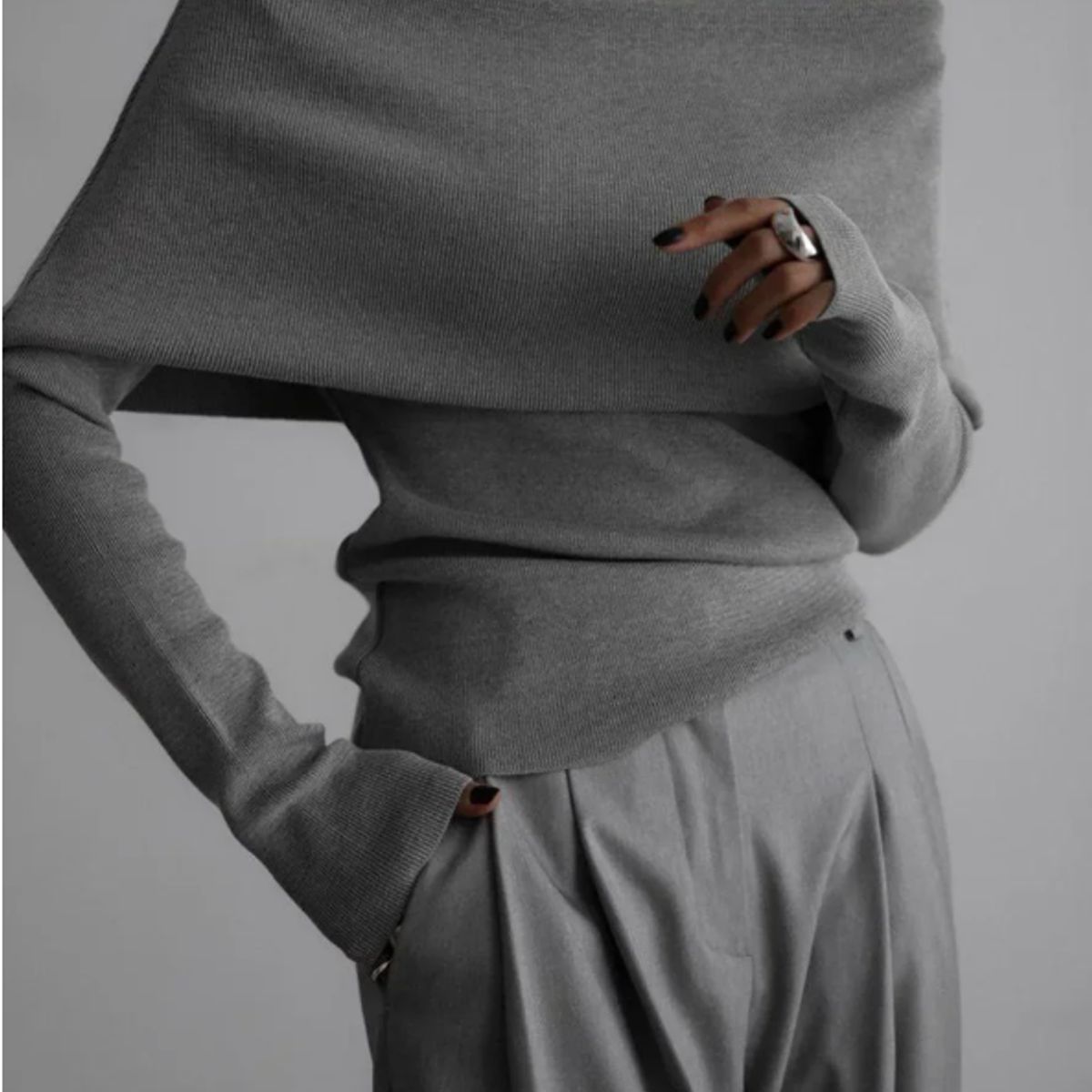 VELVET - Sweater Arlente Gris Mujer