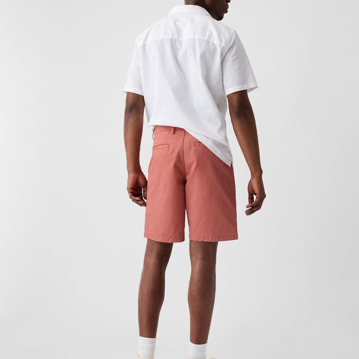 GAP - Short Hombre 9" Essential Khaki Rojo Gap