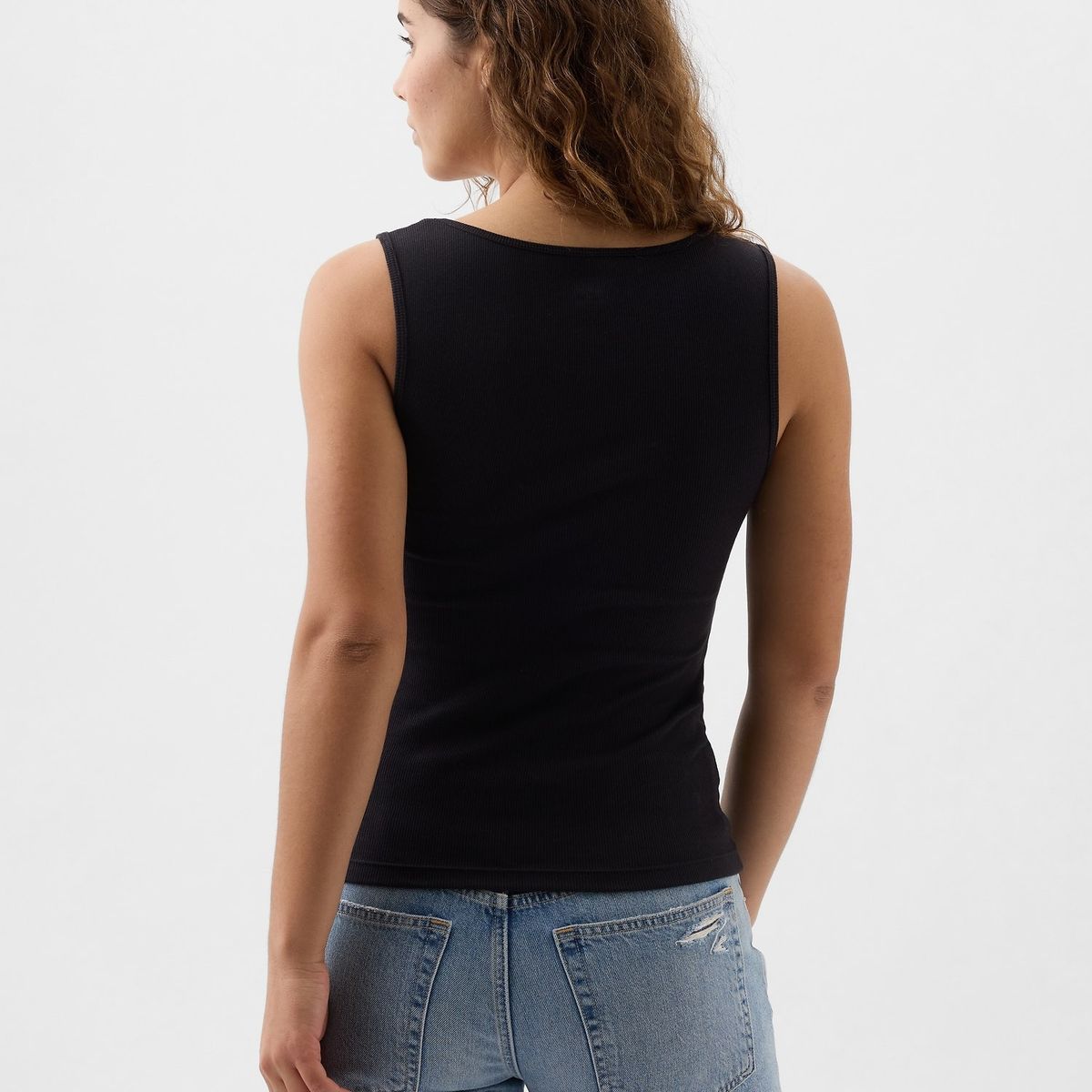 GAP - Polera Mujer Logo Boyfriend Sin Mangas Negro Gap