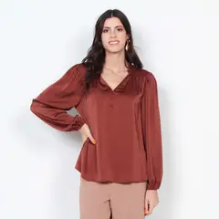 WADOS - BLUSA MANGA LARGA SATINADA CON APLICACION ES ESCOTE ABOTONADA