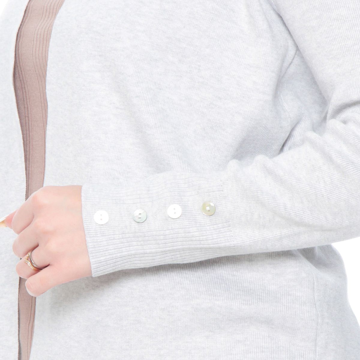 WADOS - CHALECO MANGA LARGA SOLIDO CON BOTONES EN LAS MANGAS