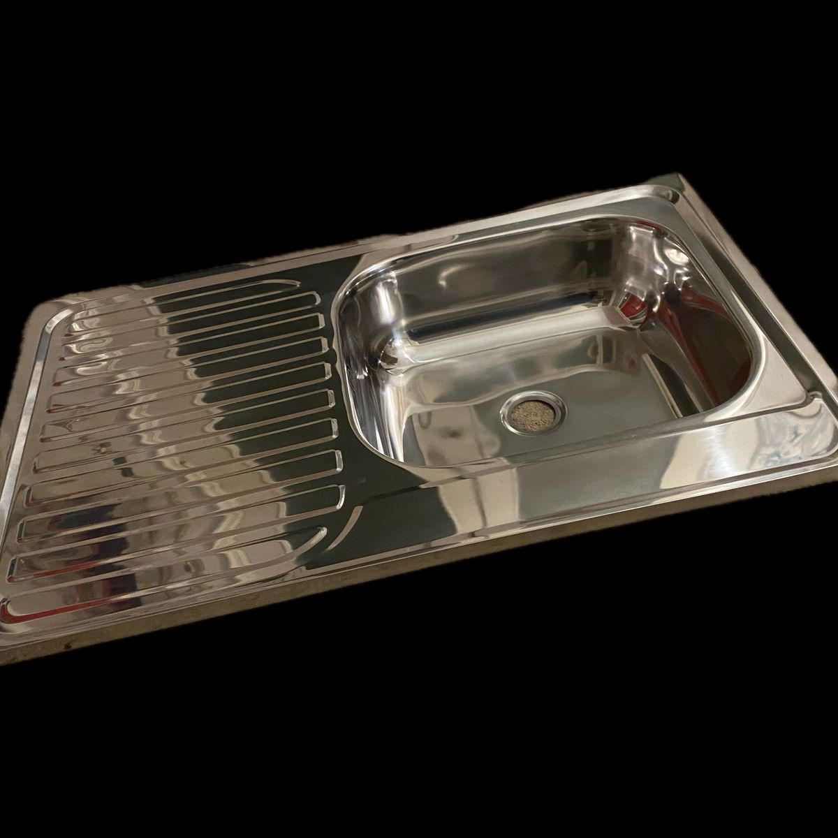 DUNE - Lavaplato Sobreponer con sifón y desagüe escurridor Izquierdo 800x500