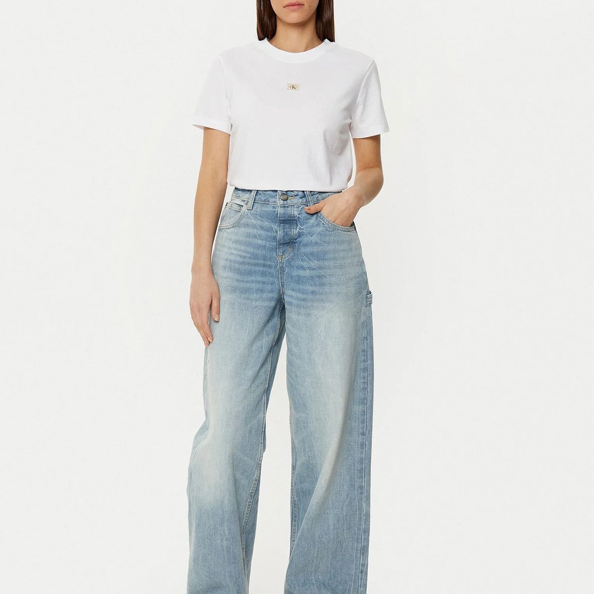 CALVIN KLEIN - Polera con monograma e insignia Blanco Calvin Klein